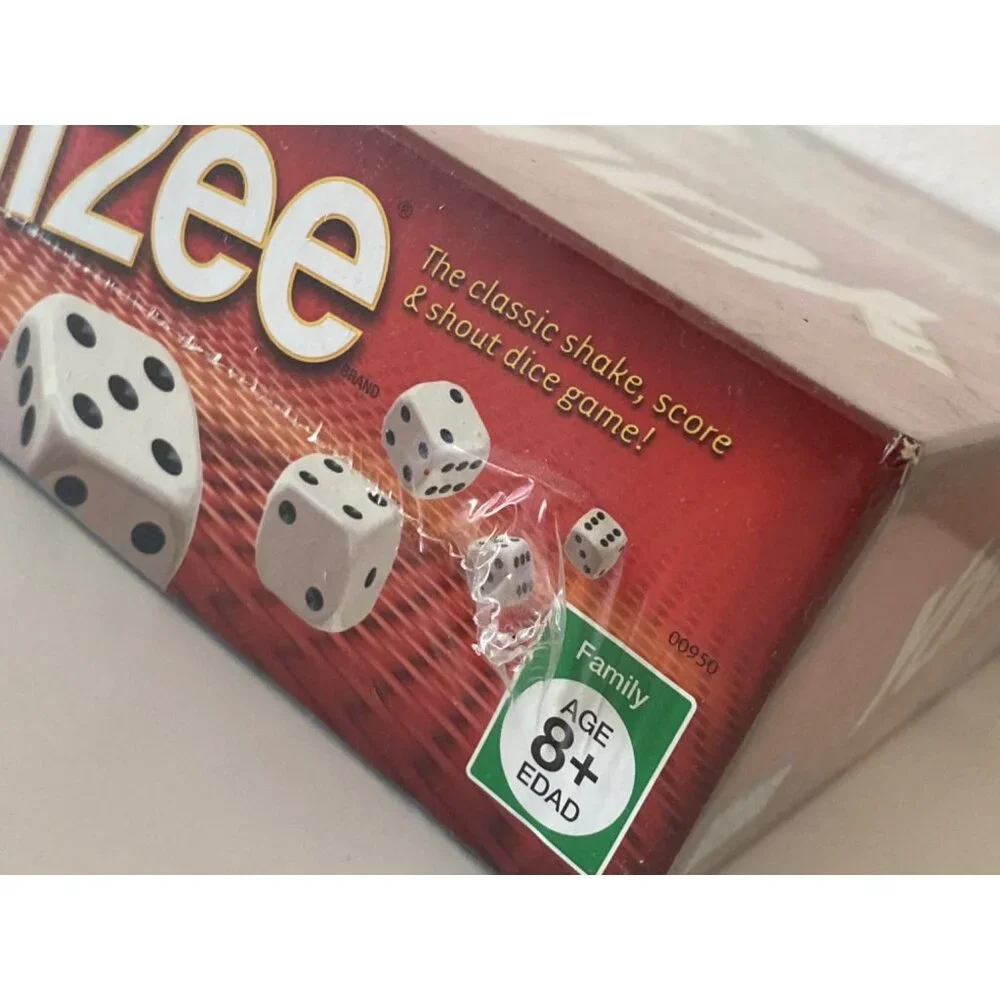 Yahtzee Game Hasbro Milton Bradley Parker Bros 2005 Brand New Factory Sealed